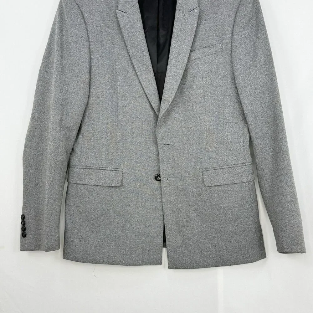 Zara Man Gray Blazer Men’s Size 42R EUR 52 Lined Two Button Suit Jacket